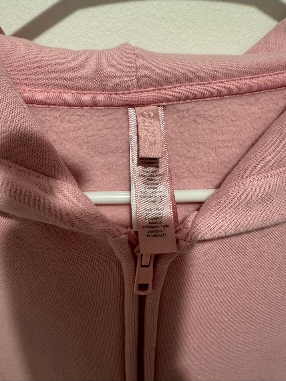 Skims Jacket - Picture 3 of 3